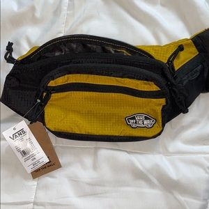 NWT Brand new Vans Fanny pack